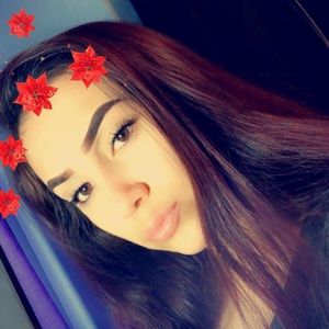 Meet your Posher, Anamaria